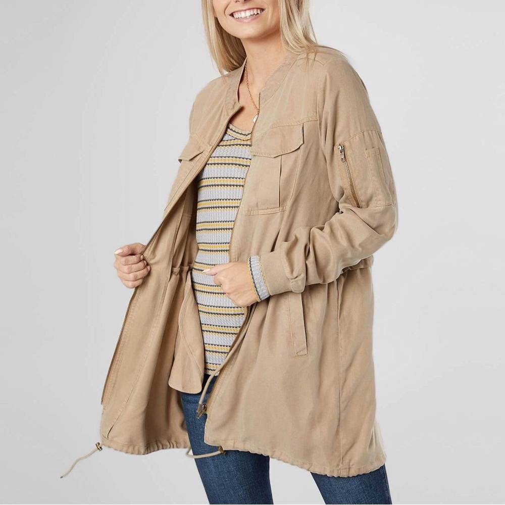 BUCKLE | Lightweight Mock Neck Jacket | Medium